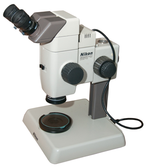 Nikon SMZ-U
                  Stereo Zoom Microscope + Plain Stand D + Coaxial
                  Episcopic Illuminator