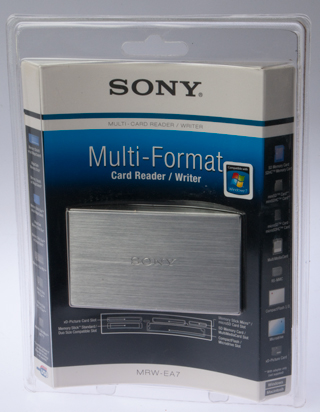 Sony MRW-EA7
            Universal Multi-Card Memory Card Reader/Writer