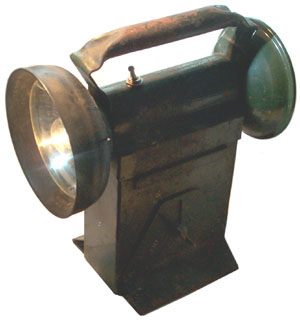 Bell
                  System Dual Head Lantern