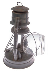 Dietz D-Lite
                      No.2 Cold Blast Keroscene Lantern