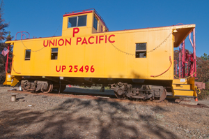 Union Pacific Copula
          Caboose UP25496