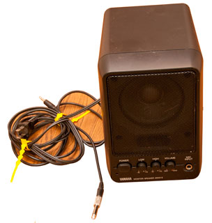Yahama MS101
                    II Monitor Speaker