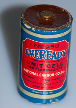 Eveready No.
                  950 Unit "D" Cell Battery
