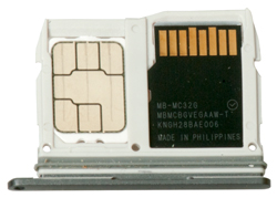 microSD card & LG
                  G6 cell phone