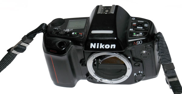 Nikon N90 33 mm film camera